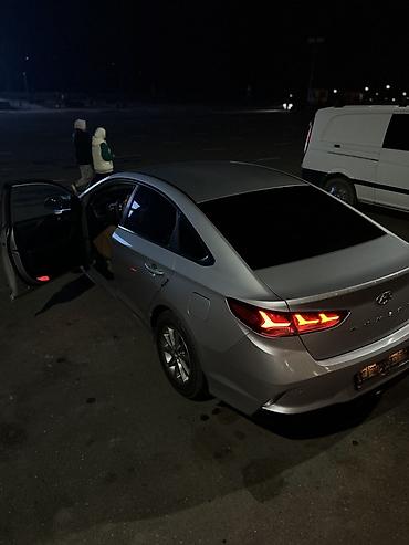 Hyundai: Hyundai Sonata: 2018 г., 2 л, Автомат, Газ, Седан — 7