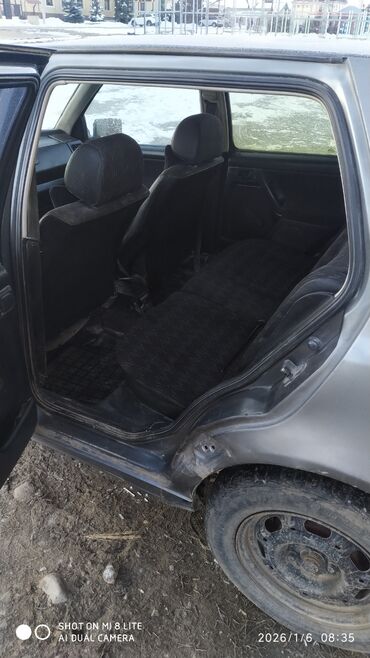 Volkswagen: Volkswagen Golf: 1993 г., 1.6 л, Механика, Бензин, Хэтчбэк — 6