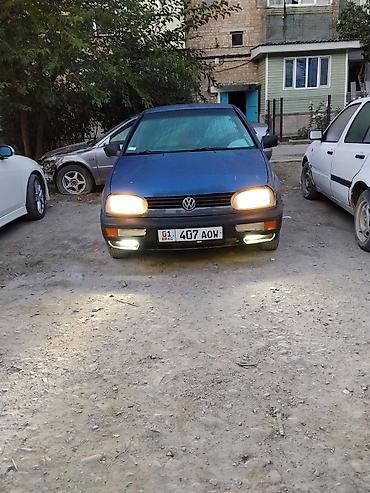 электрик машына: Volkswagen Golf: 1995 г., 1.4 л, Кол менен иштөөчү, Бензин, Хетчбек — 4