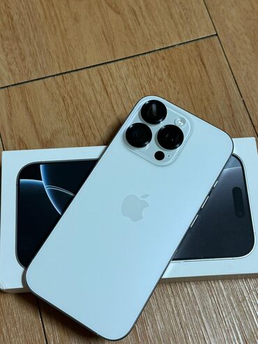 купить телефон айфон 6 бу: IPhone 16 Pro, Б/у, 256 ГБ, Белый, Кабель, Коробка, 100 %