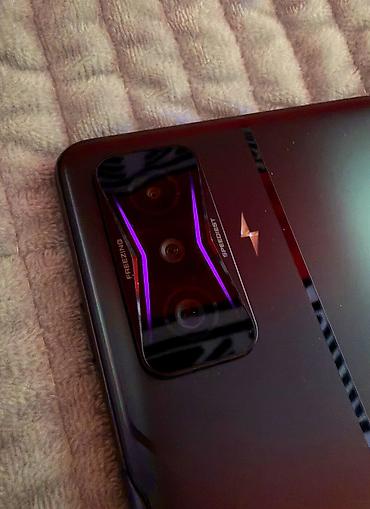 Poco: Poco F4 GT — 10