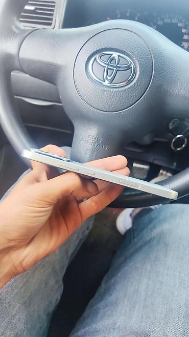 honor 400 lite 128: Honor 400 Lite, 256 GB, rəng - Ağ, Face ID, İki sim kartlı, Barmaq izi — 2