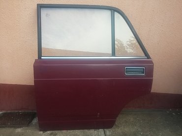 Auto delovi: Vrata zadnja leva Lada 2105,2107 Riva u bordo boji. Vrata su ocuvana — 1