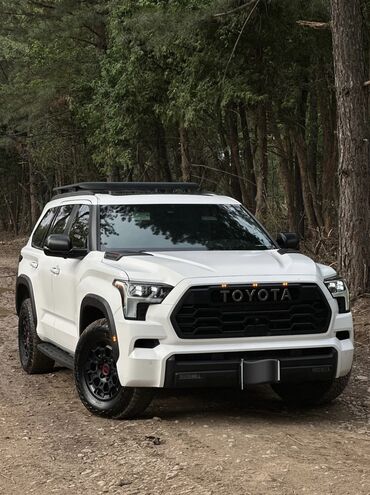corolla runx: Toyota Sequoia: 2023 г., 3.4 л, Автомат, Гибрид, Внедорожник