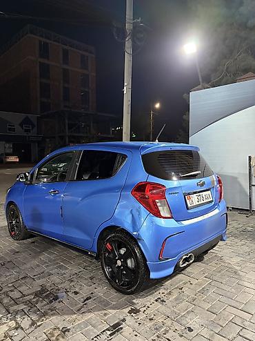 бмв м7: Chevrolet Spark: 2016 г., 1 л, Вариатор, Бензин, Хэтчбэк — 3