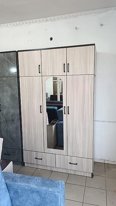 standing mirror: Шкаф-купе/распашной трехсекционный с зеркалом - Тип: распашной шкаф — 2