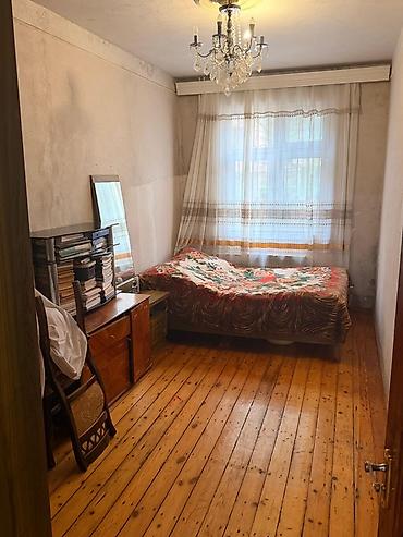 sumqayitda gunluk ev: 3 mikrarayon Nesimi rayonu Resid Memmedov kuce 5/1 60kv 2 otaq Eşyalı — 1
