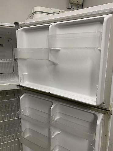 used small size refrigerator: Холодильник Sanyo. ❄️ 👍 Полностью рабочий. No frost(не требует — 6