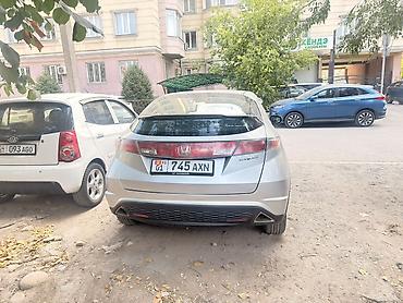 Транспорт: Honda Civic: 2007 г., Бензин, Хэтчбэк — 3