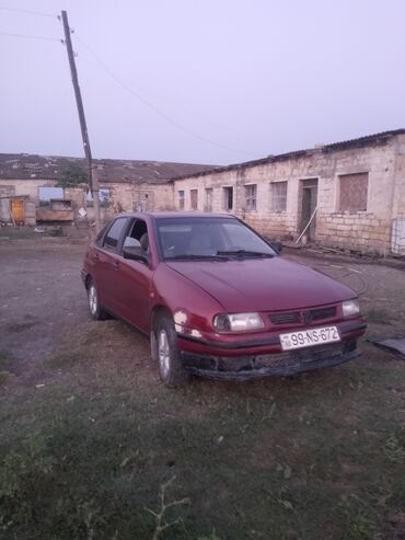 volkswagen ii: Volkswagen Polo: 1.4 л | 1996 г. Седан