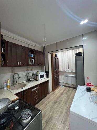 105 серия 3 комнатная: 3 комнаты, 70 м², 106 серия, 1 этаж, Евроремонт