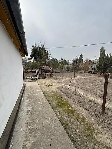 Үйлөрдү сатуу: 🏡 ПРОДАЁТСЯ ДОМ В ГОРОДЕ ШОПОКОВ! 📍 Участок — 7,5 соток ✅ Участок — 5