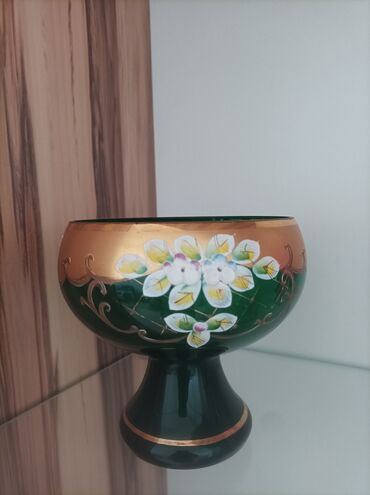 İşıqlandırma: Boyalı şüşə dekor qab (piyada ayaqlı) - Material: qalın, parlaq şüşə