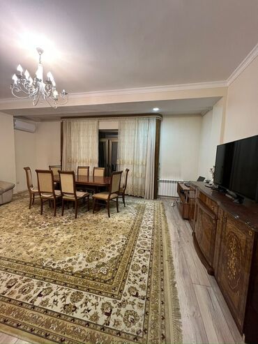 Продажа квартир: 4 комнаты, 130 м², Элитка, 3 этаж, Дизайнерский ремонт — 10