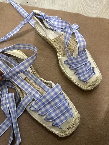 espadril: Məhsul: Qadın espadril sandal

Stradivarius alinib — 2