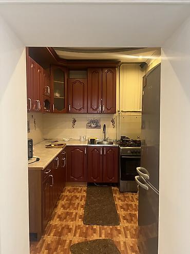 Продажа коттеджей и домов: Продается дом, 5 соток в Пишпеке Внутри участка 3 здания жилых и 2 at lalafo.kg — 10 Продажа коттеджей и домов: Продается дом, 5 соток в Пишпеке Внутри участка 3 здания жилых и 2 — 10