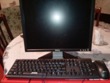 Модемы и сетевое оборудование: Dell brendinə məxsus monitor, klaviatura və siçandan ibarət dəst