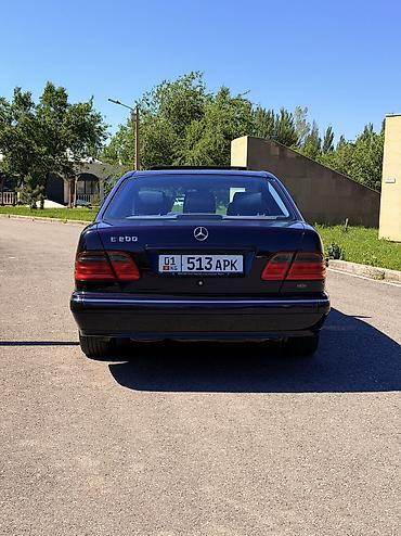 капсен: Mercedes-Benz E-Class: 1999 г., Автомат, Бензин — 3