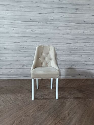 Stolice: 🔹Model stolice - Foteljica dugme
💸Cena 70€ — 17