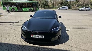 электро машине: Tesla Model S: 2023 г., Автомат, Электромобиль, Лифтбек — 2
