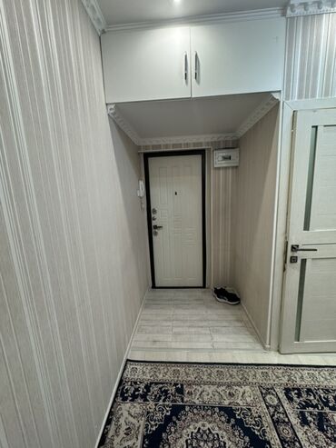 пол дома в бишкеке: 1 комната, 45 м², 106 серия улучшенная, 3 этаж, Евроремонт