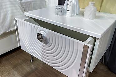 Спальные гарнитуры: Спальный гарнитур Зара 5 в современном стиле Состав: - Кровать с — 8