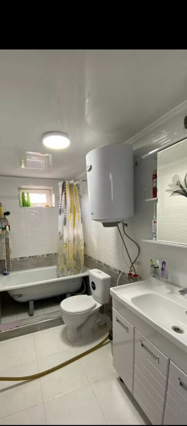 купить дом из контейнера: 60 м², 3 комнаты, Парковка, Сарай, Забор, огорожен