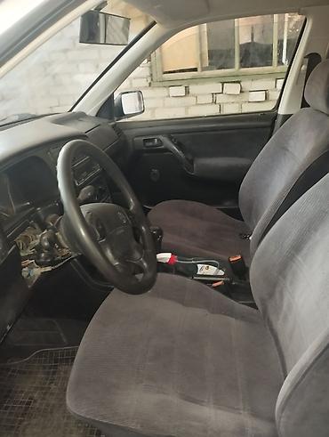 mini coper: Volkswagen Golf: 1995 г., Хэтчбэк — 3