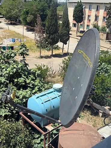 купить тв бу: Televizor LG 107 ekran krosnu aparatı antenası və altındakı şkafla — 5