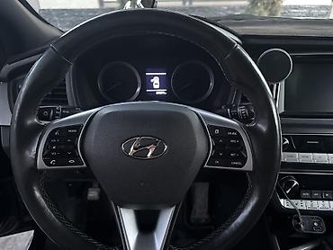 Hyundai: Hyundai Sonata: 2018 г., 2 л, Газ — 13