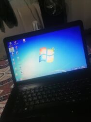 15.6 ekran: Compaq CQ 58 İşlək notbukdur. Ofisdə istifadə edirdim. Ofis notbukla