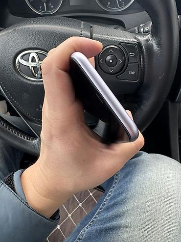 Apple iPhone: IPhone 11, Б/у, 128 ГБ, 80 % — 6