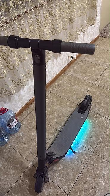 3v adapter: İşlənmiş Elektrik samokat 7", ≤ 250 Vt, 16 - 25 km/s, Ödənişli çatdırılma — 1