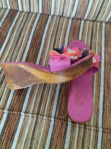 Basanoşka və səndəllər: Ölçü: 39, Yeni — 13