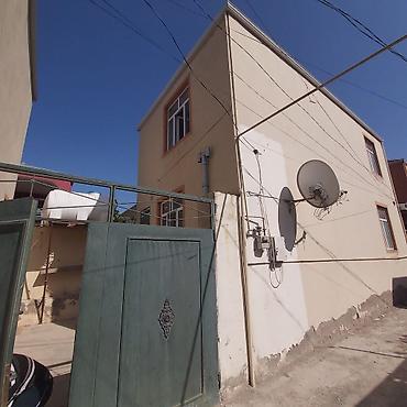 Uzunmüddətli kirayə evlər: 2 mərtəbəli həyət ev kirayə ev 3otaq - Plan: geniş zal, ayrıca — 6