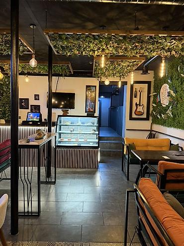 kafe stolari: Məkan Yol Kənarıdır Hazır Restoran Biznesidir 10 mne satılır — 3