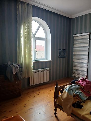 bineqedide ev: Ev bineqedi yolu Respublika qayinin yani Fhn tam yani. yoldan ikinci — 3