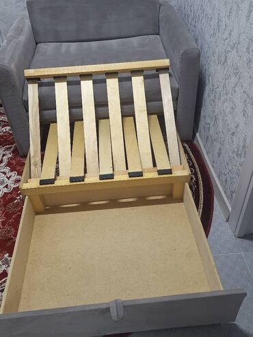 кресло офисное бишкек цена: Продаю кресло (кровать)в идеальном состоянии 
Обращаться по номеру