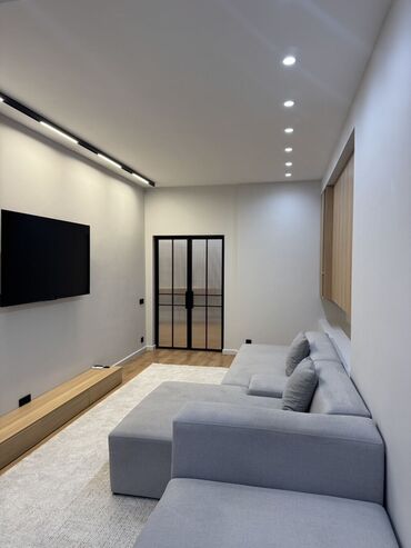 Долгосрочная аренда квартир: 2 комнаты, Риэлтор, Без подселения, С мебелью полностью — 3