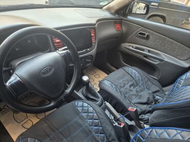 Kia: Kia Rio: 1.4 l | 2009 il Sedan — 2