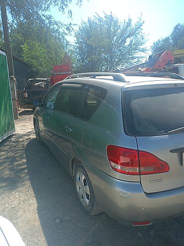voxy noah: Toyota Avensis Verso: 2003 г., 2 л, Автомат, Бензин, Минивэн — 4
