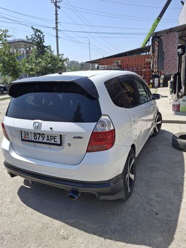 хонда шаттыл: Honda Fit: 2004 г., 1.5 л, Автомат, Бензин, Хетчбек