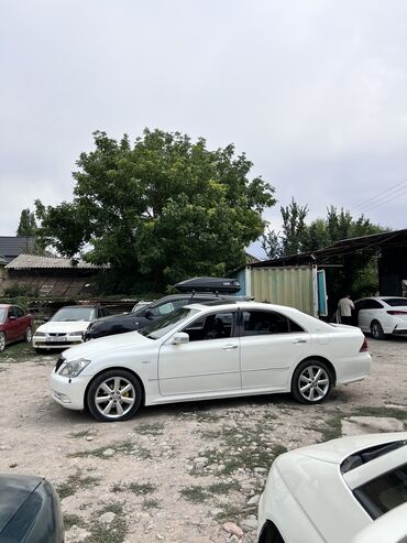спортивная машина: Toyota Crown: 2005 г., 3 л, Типтроник, Бензин, Седан