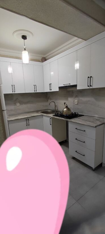 Uzunmüddətli kirayə mənzillər: 2 otag 65 kv menzil yeni temir olub butun ewyalar yenisi ile evez — 15