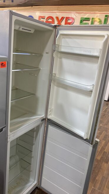 Separatorlar: 2 qapılı Beko Soyuducu Satılır, rəng - Boz