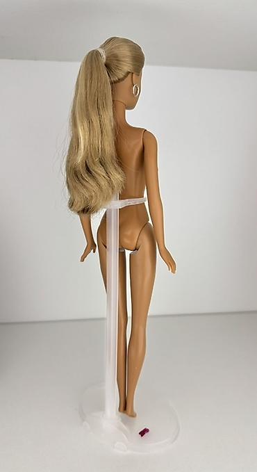 шелковое: Барби / Barbie -> Продаются 2 куклы барби 2004 года. Цена за одну — 9