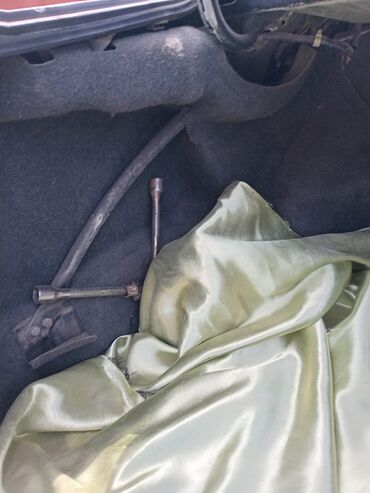 Mercedes-Benz: Mercedes-Benz W124: 1990 г., 2.3 л, Автомат, Бензин, Седан — 3