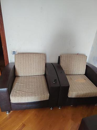 Divan və kreslo dəstləri: İşlənmiş, Divan, 2 kreslo, Bazasız, Açılmayan — 2