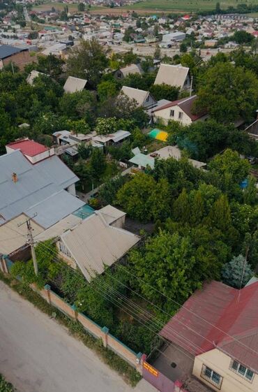 агенство кыргыз недвижимость: 50 м², 3 комнаты, С мебелью, Кухонная мебель
