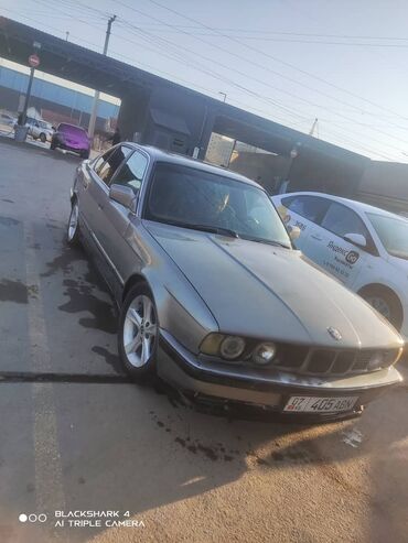 BMW: BMW 5 series: 1992 г., 2.5 л, Механика, Бензин, Седан